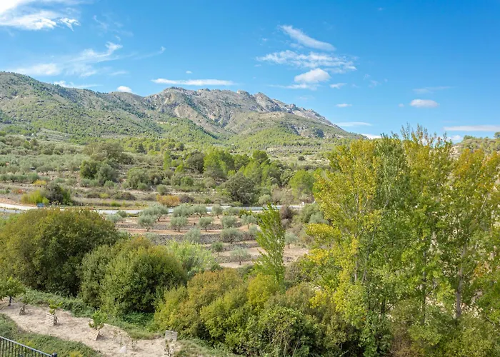 Hotel Rural Serrella