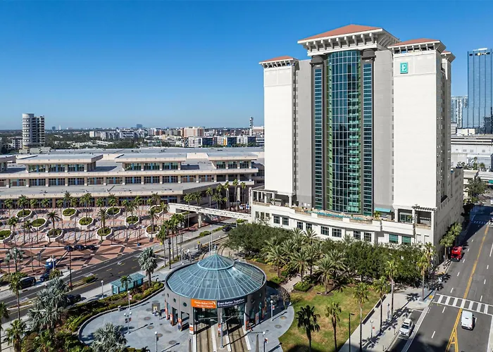 Embassy Suites Tampa Downtown Centro de Convenciones Hotel