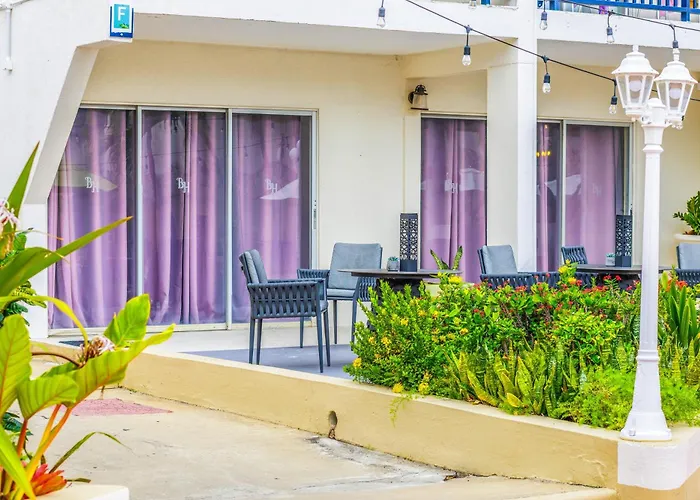Blue Horizon Hotel