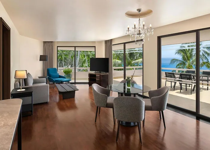 Le Meridien Phuket Beach Resort