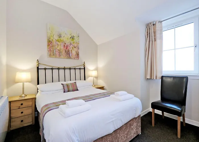 Douglas House Apartments