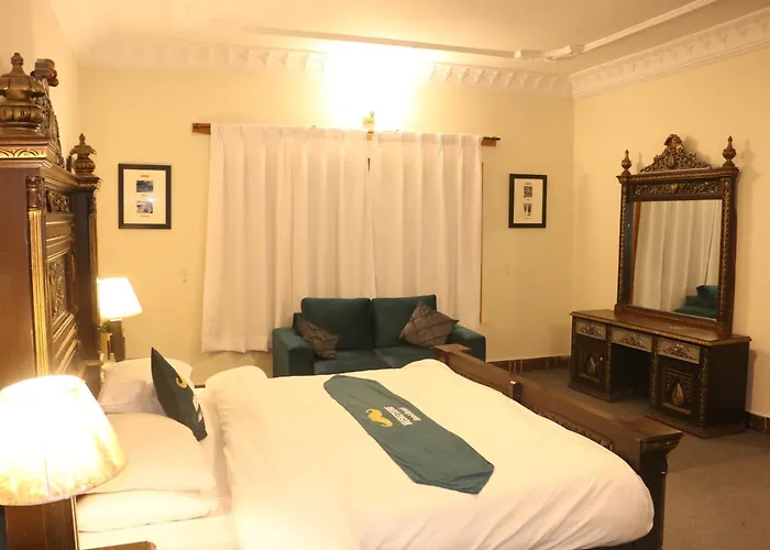 Musketeers Resort Naran