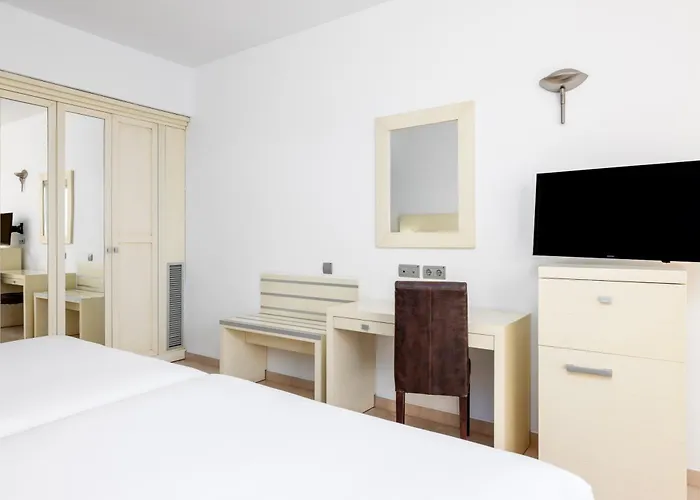 Hotel Puerto Juan Montiel Spa&Base Nautica
