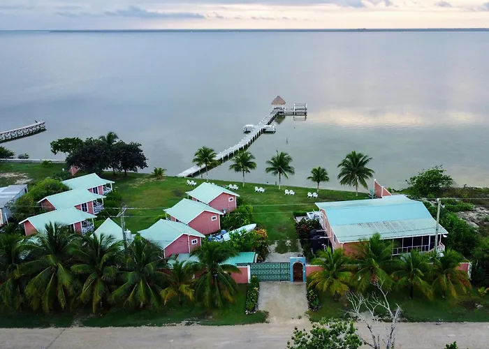 Tilt-Ta-Dock Resort Belize