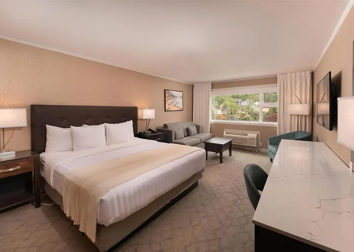 Prestige Lakeside Resort, Worldhotels Elite