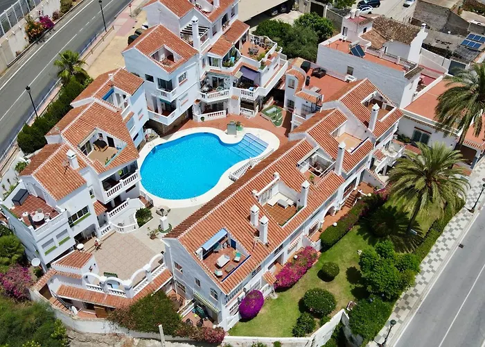 Sea View Apartament With Sauna And Pool In Maro
