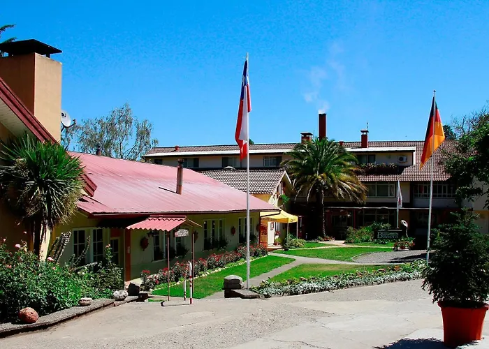 Villa Baviera, Hotel Baviera Chile