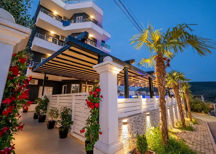 Sunshine Hotel