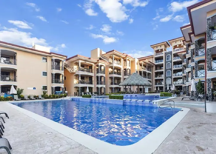 Apartamento De Lujo En Playa Jaco, Frente Al Mar, Wifi, Ac, Parqueo Privado Y Piscinas