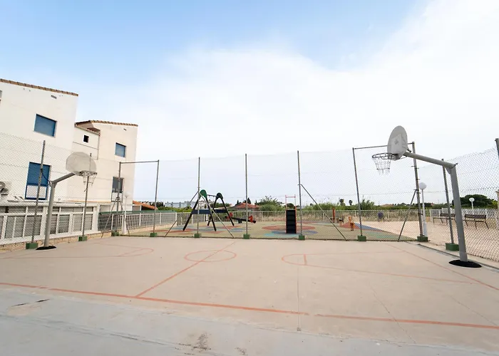 Adosado con piscina cerca de Castellón y Benicàssim a 10 min andando de la playa