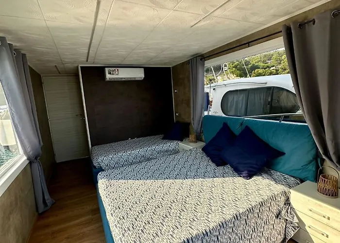 Houseboat Andora Riviera Luxury