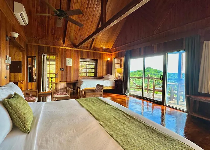 Palau Carolines Resort