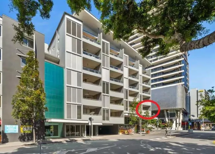 Wild Luxe Beach Front Escape- 1 Min Walk Southbank