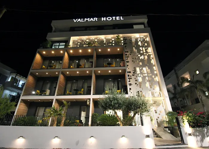 Valmar Hotel