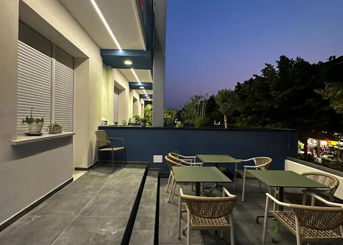 Lilium Maris Hotel