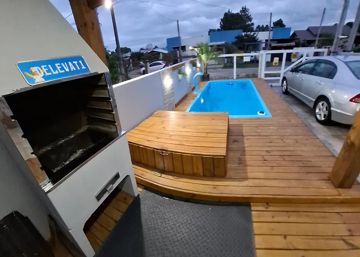 Casa aconchegante com piscina em Nova Tramandai, até 6 hospédes, não aceitamos pets