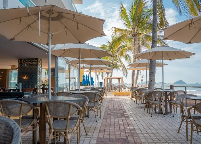 Las Flores Beach Resort