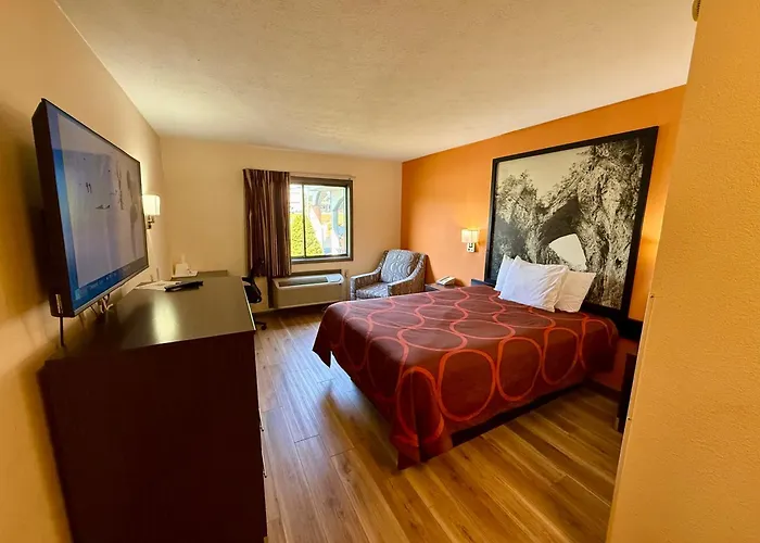 Super 8 By Wyndham Hillsville