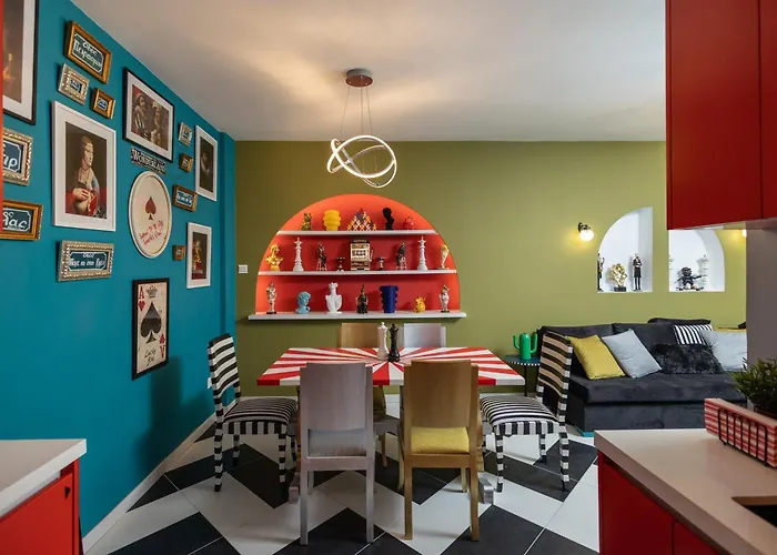 Castle Holiday Apartments