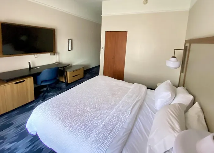 Fairfield Inn And Suites New Buffalo