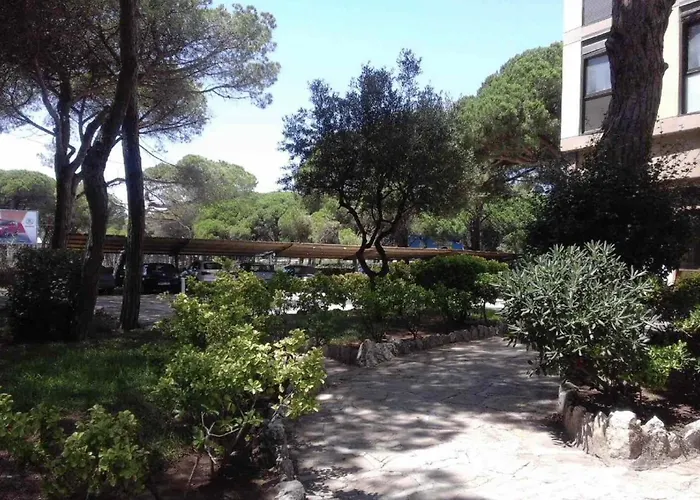Lets Holidays Bright Apartment In Gava Mar