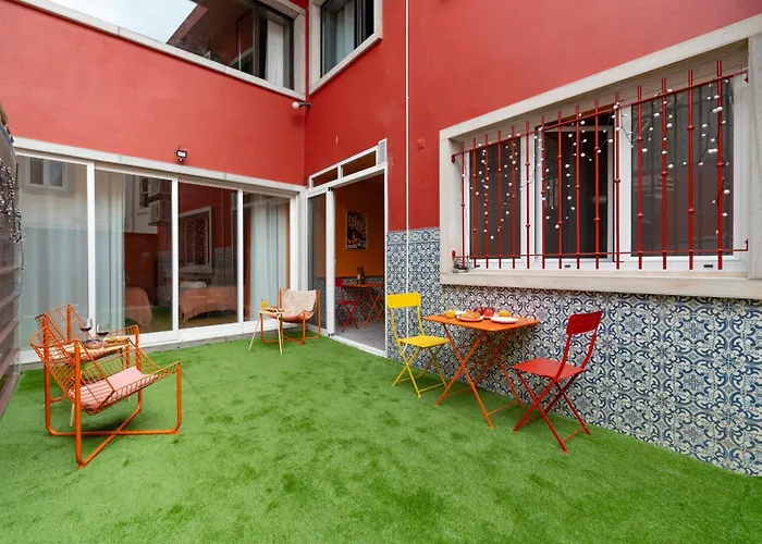 Cascais Cosy Home - Rooms With Private Bathroom