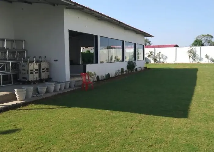 Rv Pool & Club