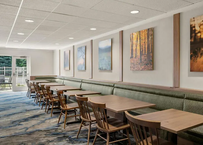 Fairfield Inn & Suites New Buffalo