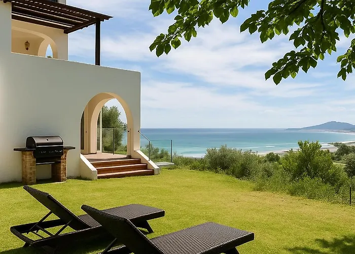 Skyline & Sea Getaway Villa Apartment