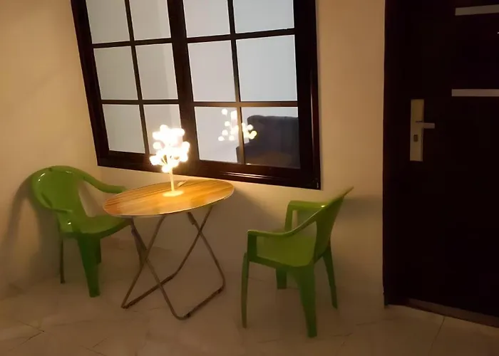 Sleepeaze Hotel