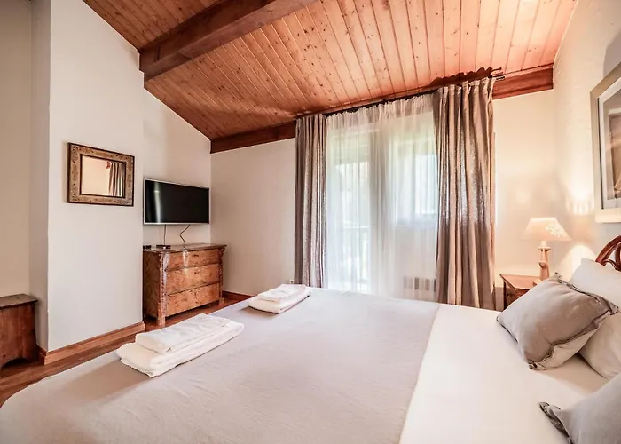 Eden Hotel, Apartments And Chalet Chamonix Les Praz
