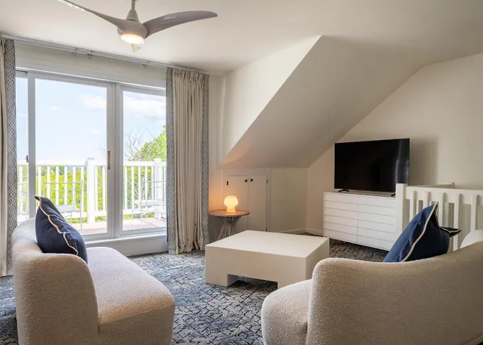 Ogunquit River Inn & Suites