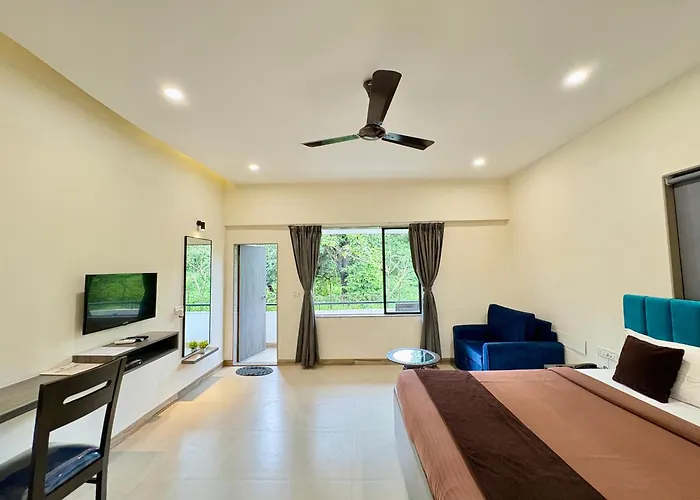 Girivihar Dining & Holiday Club - Pure Veg Family Resort, Lonavala