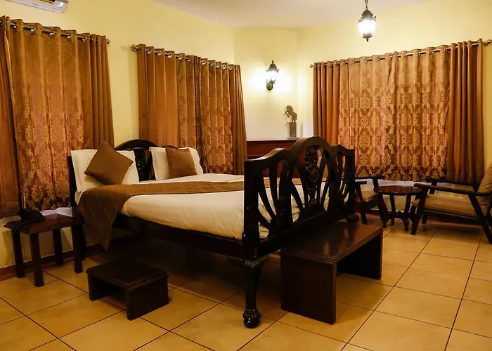The Colonial Manek Manor By Sah