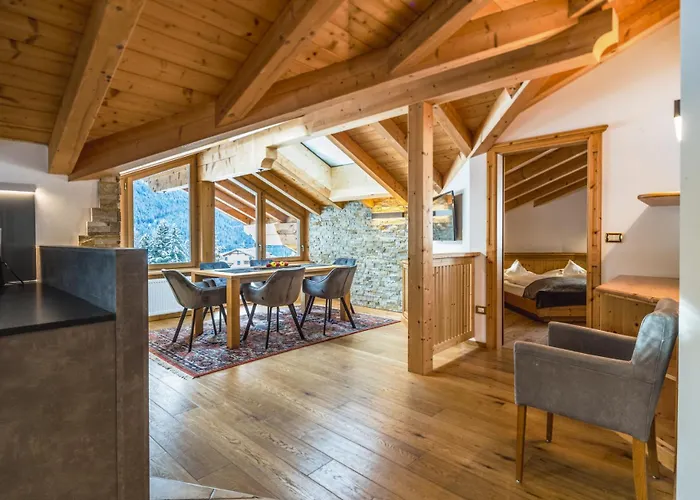 Garni Hotel Rosengarten B&B