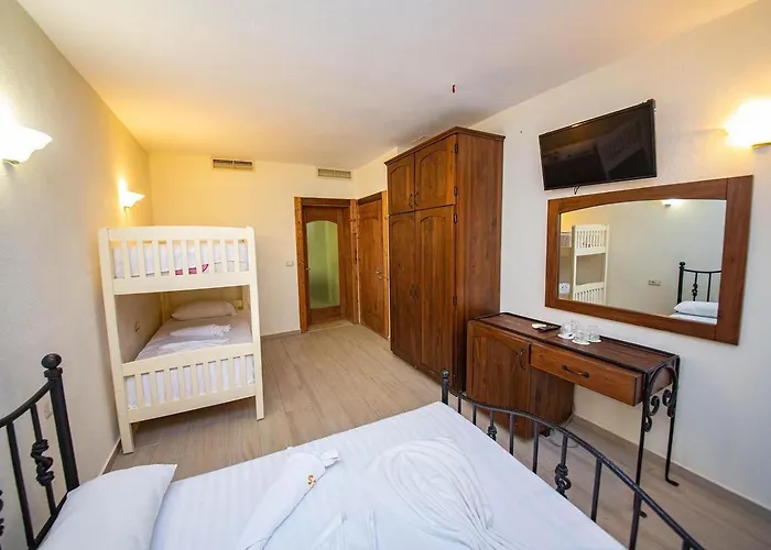 Hotel Sarajet E Pashait 2