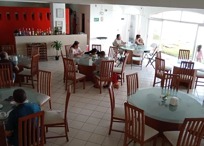 Hotel Caracoles