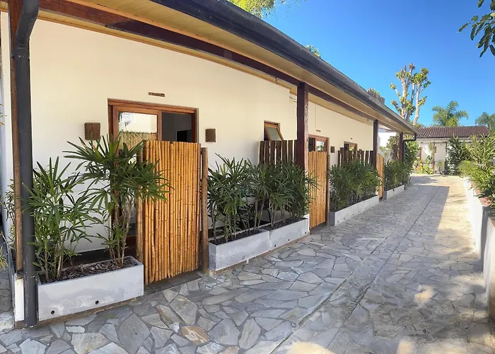 Pousada Pono Village
