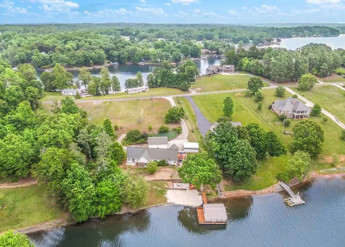 Getaway Cove Cottage Flying Squirrel Cottages