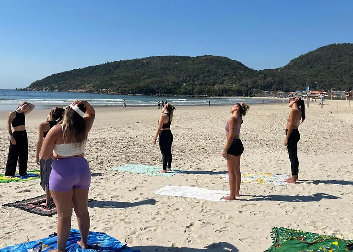 Nomades Beach House - Adventure Hostels