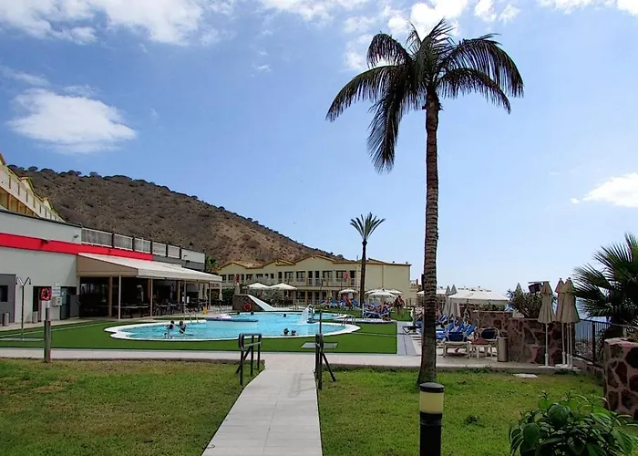 Apartamentos Natural Park