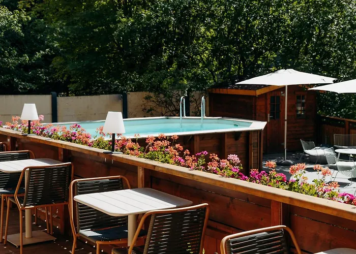 Les Gourmets - Chalet Hotel