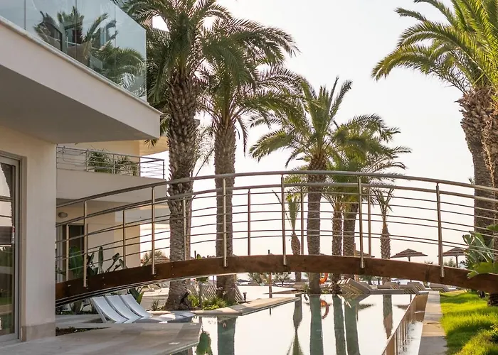 Pegasos Deluxe Beach Hotel