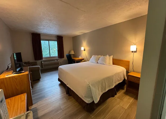 Days Inn By Wyndham Farmer City