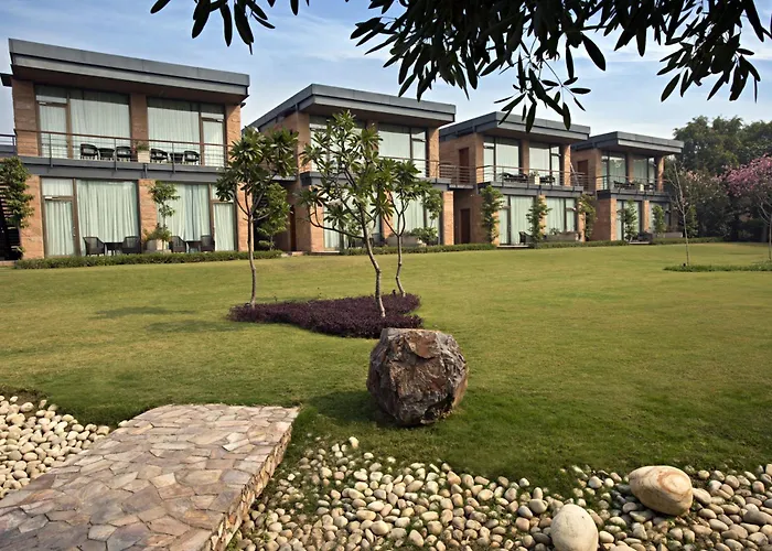 Taj Damdama Lake Resort & Spa, Gurugram