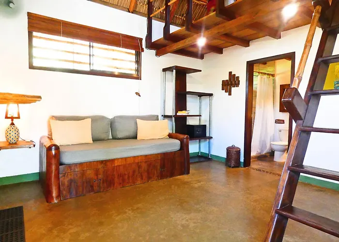 Vibra Guesthouse Popoyo