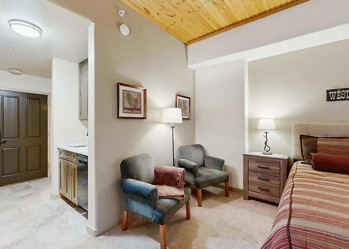 Gateway Studio Getaway