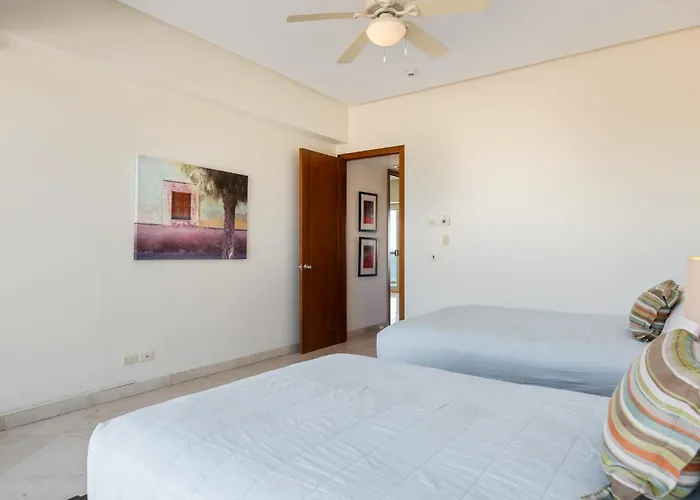 Luna Blanca Two Bedroom Unit By Kivoya