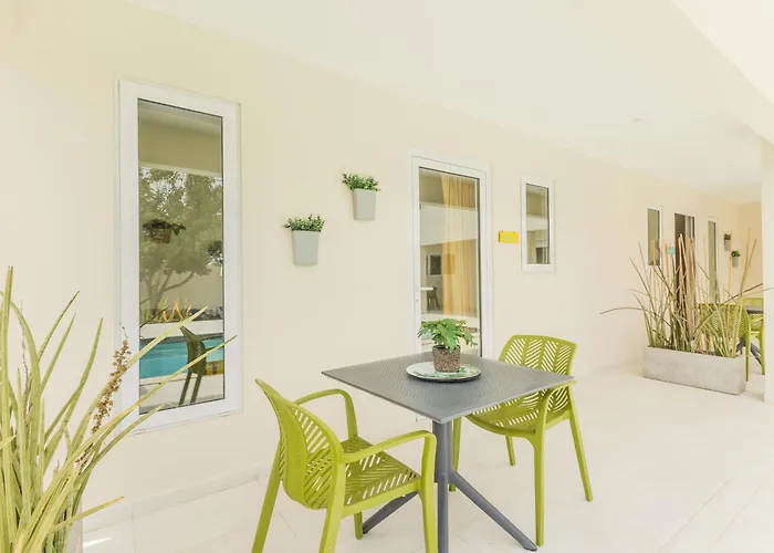 Hideout Suites - From Eagle Beach