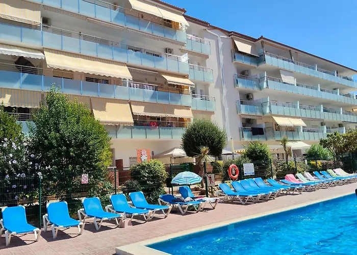 Alegre apto con piscina, a 300m de la playa.